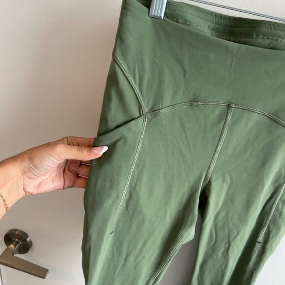 Lululemon Green High-Waisted Leggings - Picture 2 of 5